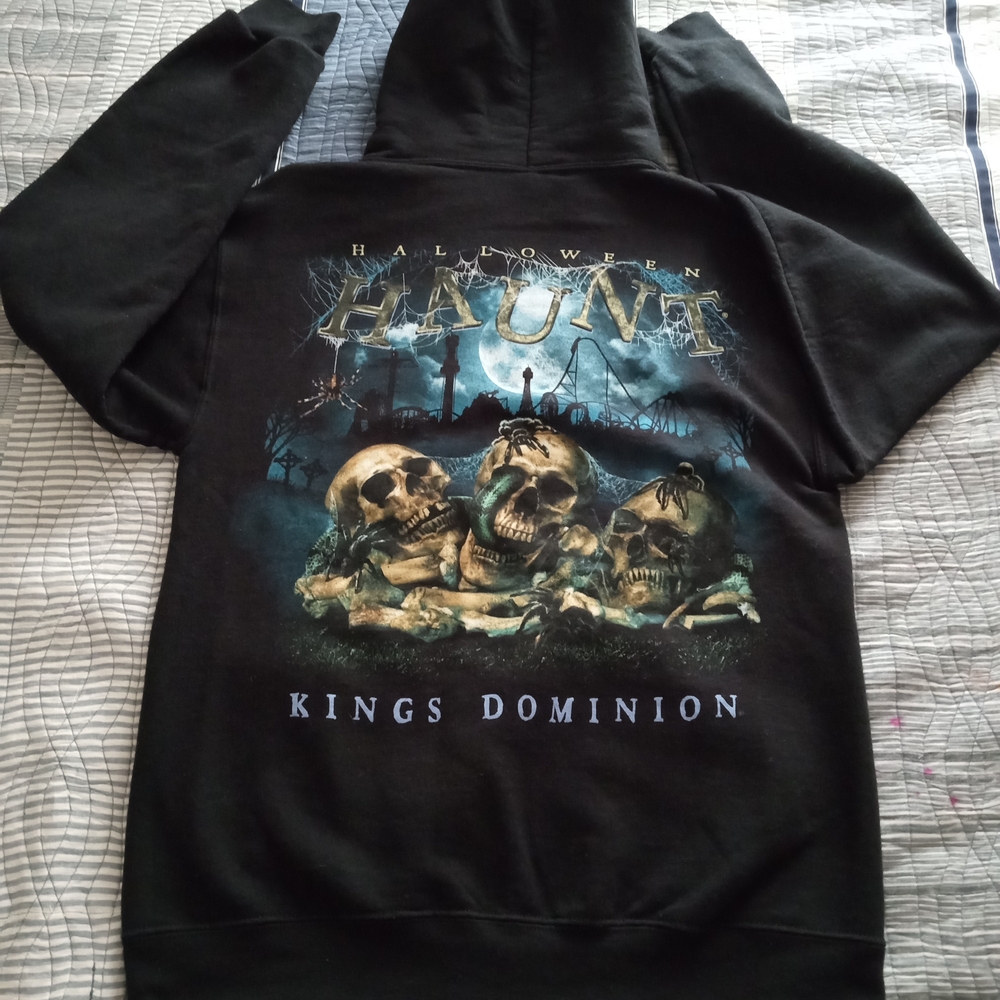Haunt at Kings Dominion Hoodie - Black Small Juniors